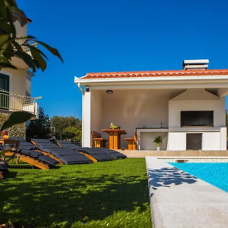 Stunning In With Wifi *