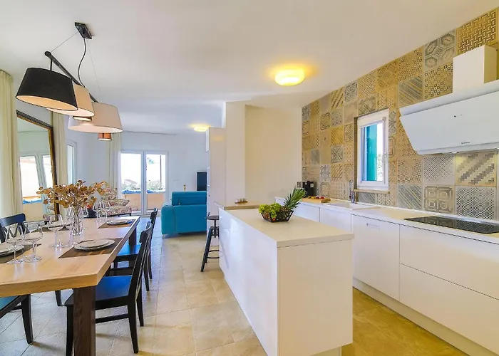 Stunning In With Wifi Holiday home